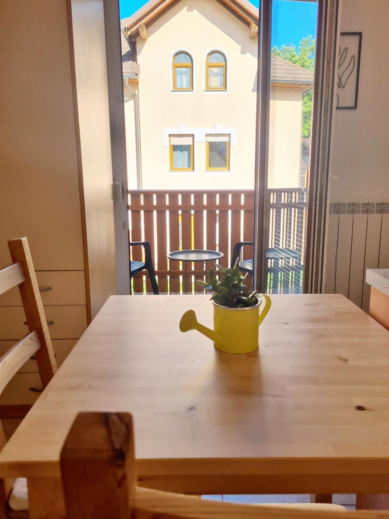Apartmaji Pri Ticelnu Бовец Екстер'єр фото